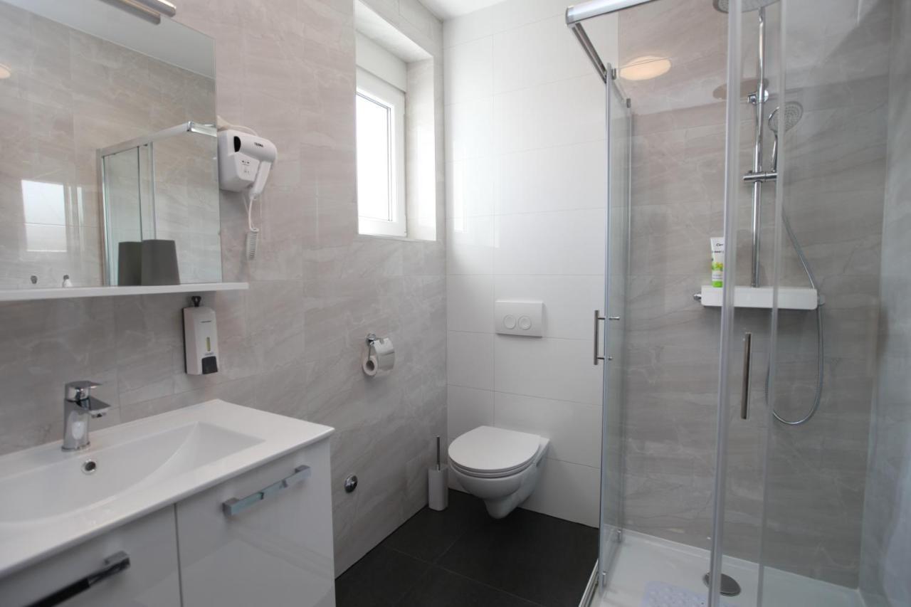 Apartmani Ive Trogir Zewnętrze zdjęcie