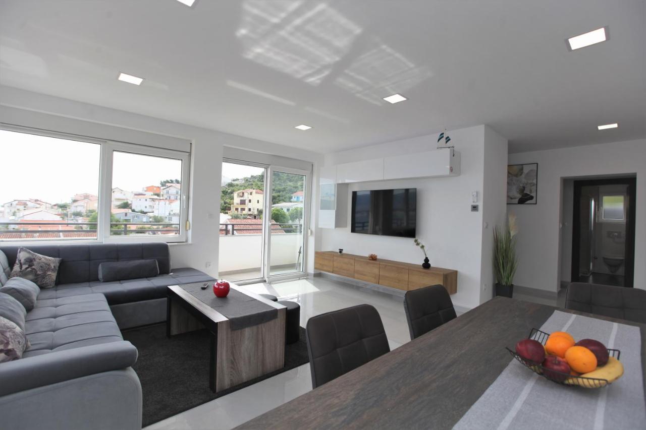 Apartmani Ive Trogir Zewnętrze zdjęcie