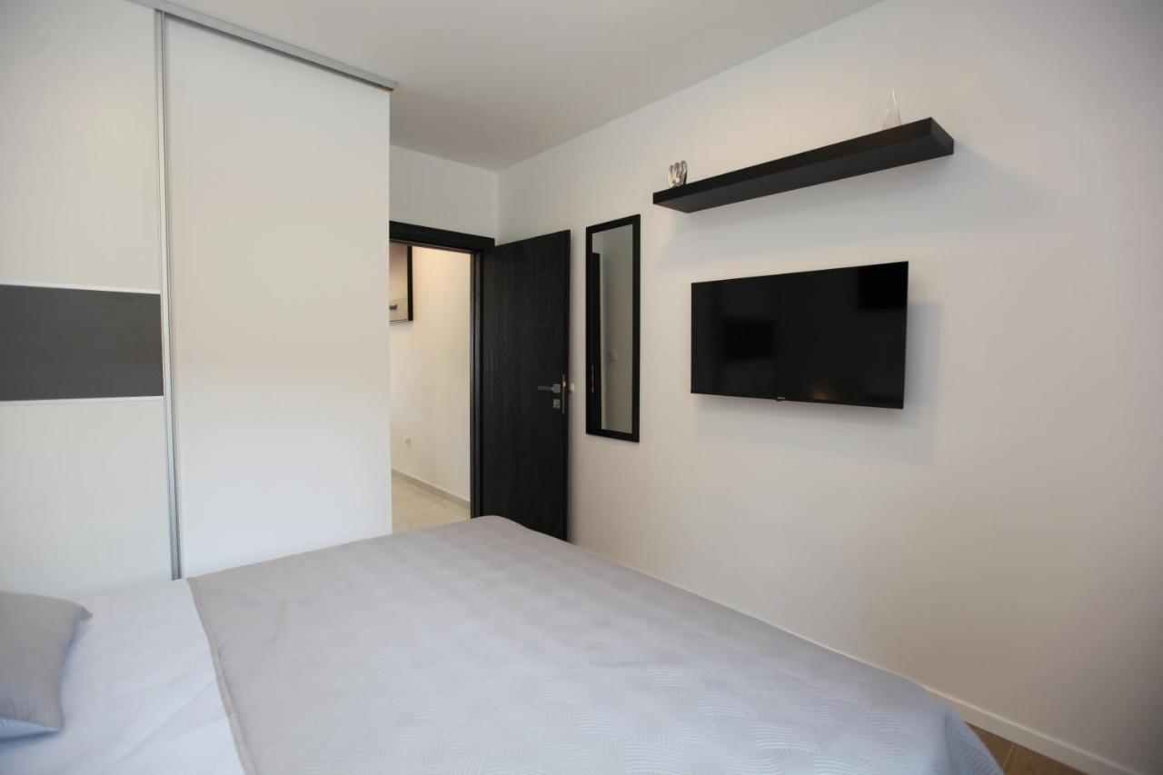 Apartmani Ive Trogir Zewnętrze zdjęcie