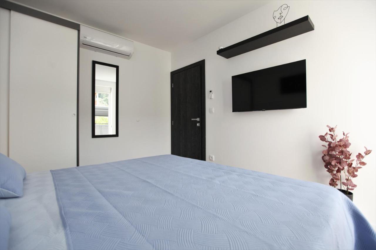 Apartmani Ive Trogir Zewnętrze zdjęcie