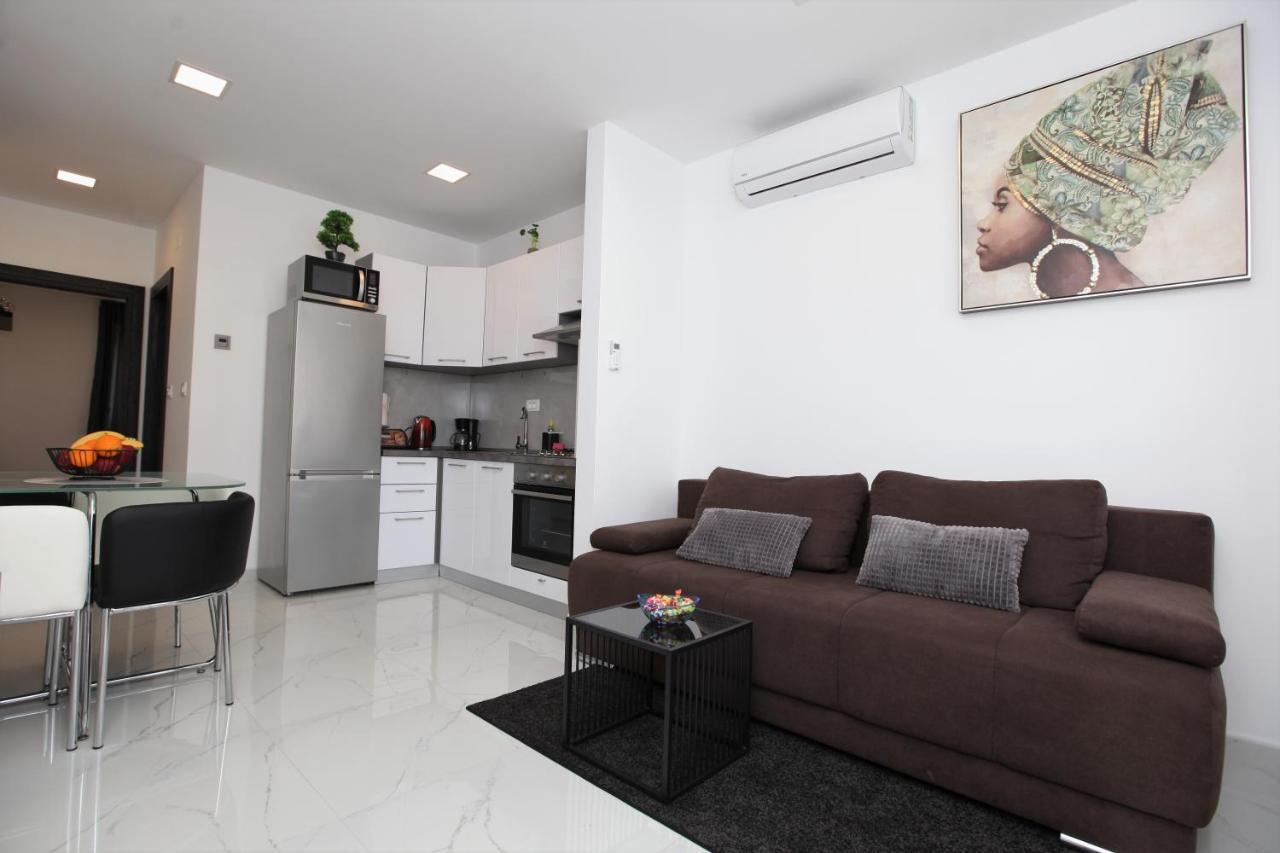 Apartmani Ive Trogir Zewnętrze zdjęcie